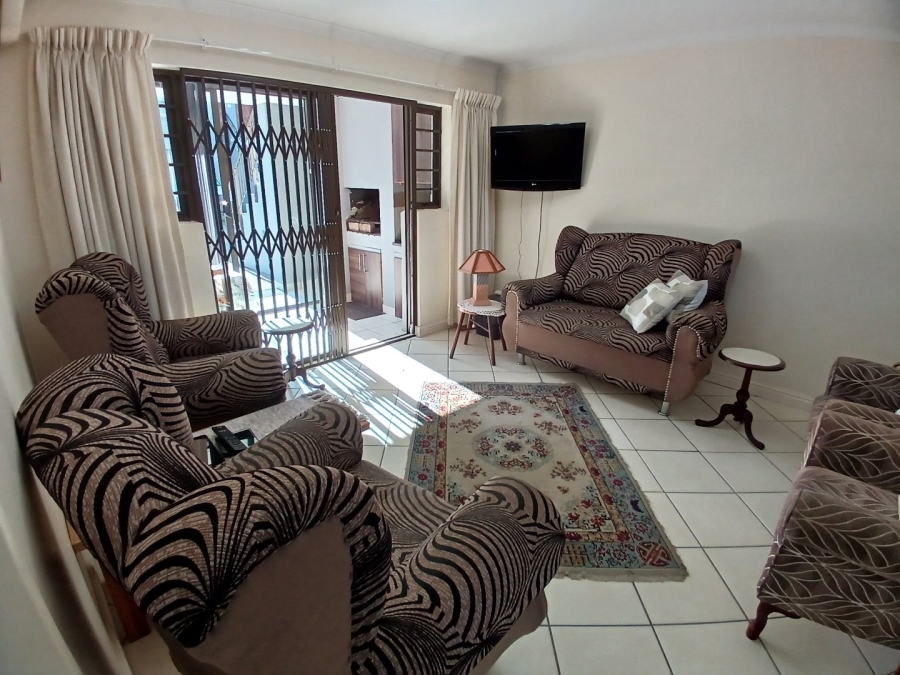 2 Bedroom Property for Sale in Hartenbos Central Western Cape